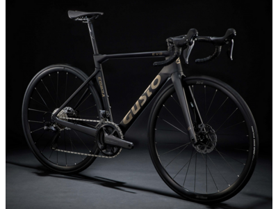 Gusto Cobra Evo Pro TE, Ultegra Di2, Carbon Wheels, Carbon cockpit X-Small Jet Black  click to zoom image