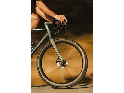 Cadex Aero Tire 700x30c click to zoom image