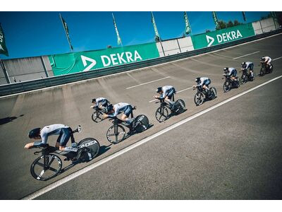 Cadex Tri Frameset click to zoom image