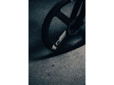 Cadex Aero 4 Spoke 1K Tubeless Disc-Brake DB RW HG & XDR click to zoom image