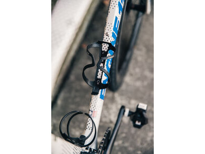 Cadex Bottle Cage click to zoom image