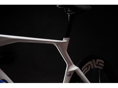 Colnago Y1RS Disc 2025 Carbon TT Aero Bike Dura Ace Di2 click to zoom image