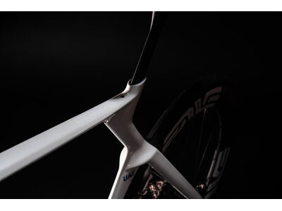 Colnago Y1RS Disc 2025 Carbon TT Aero Bike Dura Ace Di2 click to zoom image