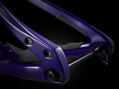 Giant Glory Advanced Legends Edition Frameset click to zoom image