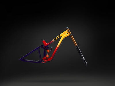 Giant Glory Advanced Legends Edition Frameset click to zoom image