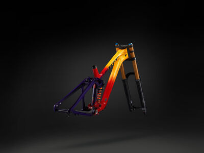 Giant Glory Advanced Legends Edition Frameset click to zoom image