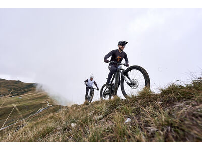 Giant Reign Advanced E+ 0 Purple Haze / Metallic Navy click to zoom image