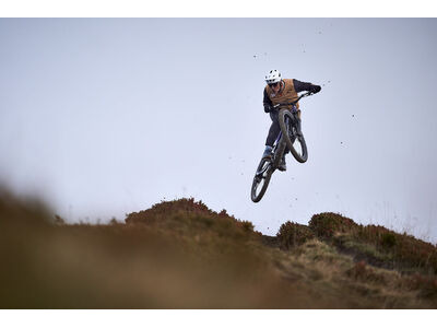 Giant Reign Advanced E+ 0 Purple Haze / Metallic Navy click to zoom image