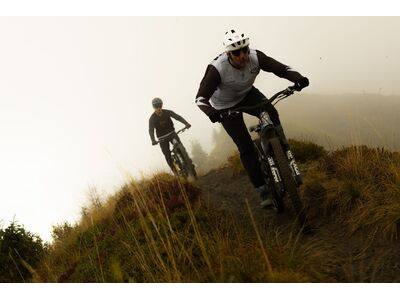 Giant Reign Advanced E+ 1 Mercury / Carbon Smoke click to zoom image