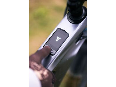 Giant Reign Advanced E+ 1 Mercury / Carbon Smoke click to zoom image