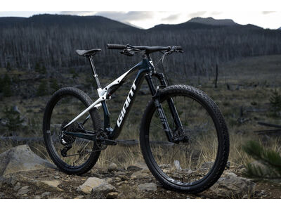 Giant Anthem Advanced SL 2 Mariana Blue click to zoom image