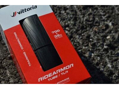 Vittoria RideArmor II 700x28c TLR full black G2.0 click to zoom image