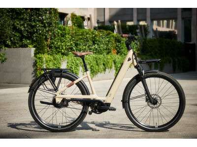 LIV Allure E+ 1 click to zoom image