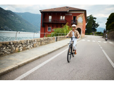 LIV Allure E+ 1 click to zoom image